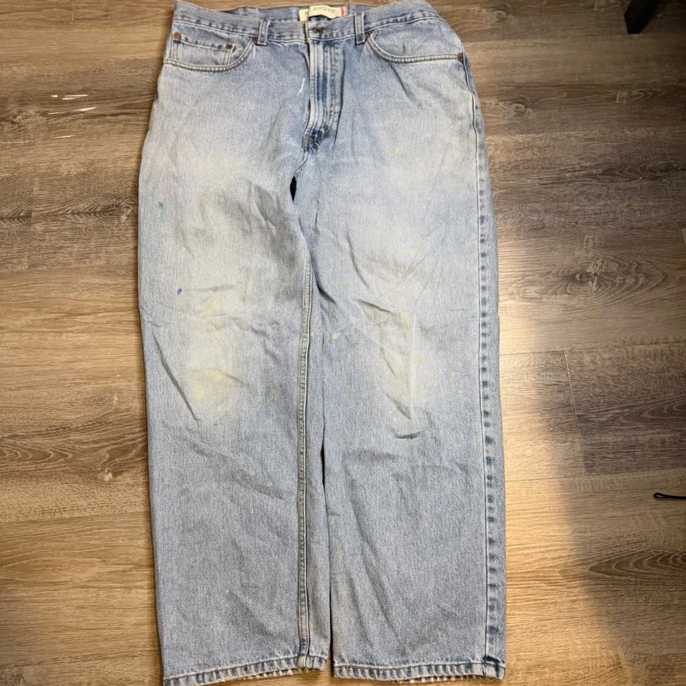 Vintage Levis 550 Relaxed Fit Tapered Leg Light Wash Jeans Mens 38x29 Distressed